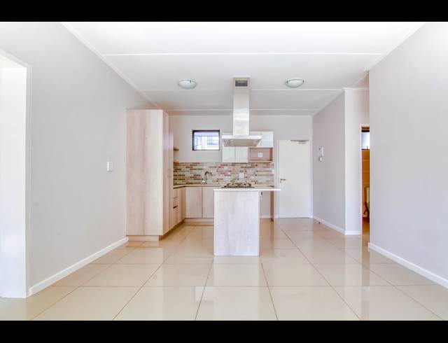 2 BEDROOM APARTMENT RENTED IN BRYANSTON